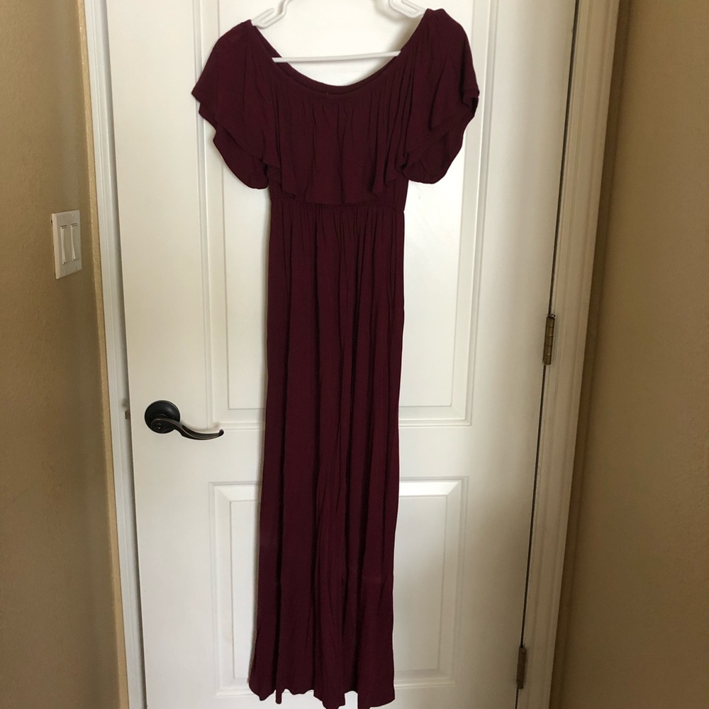 Maternity maxi dress
